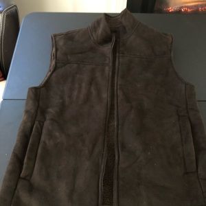Men’s brown vest